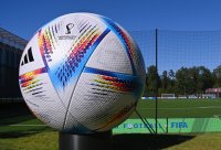Uebergrossser Adidas WM Ball 2022 Al Rihla am Home of FIFA in Zuerich