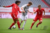Fussball 1. Bundesliga Saison 19/20: FC Bayern Muenchen - SC Freiburg