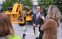 Fair und Regional; Demo pro Rottenburger Schlachthof von Landwirten und Metzger vor der Rottenburger Festhalle