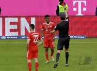 Fussball 1. Bundesliga Saison 21/22: FC Bayern Muenchen - VfB Stuttgart