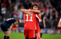 Fussball International CHL 25/26: 
FC Bayern Muenchen - Club Bruegge