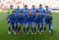 FUSSBALL INTERNATIONAL: Mannschaftsbild Usbekistan