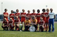 Fussball 1. Bundesliga 1974/1975: Mannschaftsbild FC Bayern