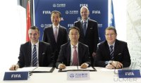 Fussball International Praesentation neuer Werbepartner Wanda Group