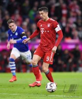 Fussball 1. Bundesliga Saison 18/19: FC Bayern Muenchen - FC Schalke 04