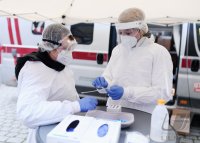 Kostenlose Corona-Schnelltests in Tuebingen: Aerztin Dr. Lisa Federle
