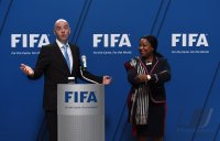 Fussball International: FIFA Praesident Infantino (Schweiz) FIFA Generalsekretaerin Fatma Samoura (Senegal)