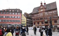 Demo gegen Oberbuergermeister Boris Palmer Tuebinger Marktplatz