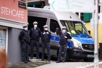 Demo gegen Oberbuergermeister Boris Palmer Tuebinger Marktplatz