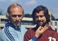 Fussball Fototermin FC Bayern Muenchen: Lattek, Mueller