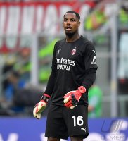 FUSSBALL INTERNATIONAL SERIE A 21/22: AC Mailand - Atalanta Bergamo