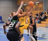 Basketball 1. Regionalliga 22/23 SV 03 Tigers Tuebingen - Saarlouis Royals Basketball