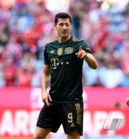 Fussball 1. Bundesliga Saison 21/22: FC Bayern Muenchen - VfL Bochum