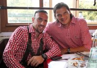 FUSSBALL 1. BUNDESLIGA: Daniel van Buyten, Franck Ribery (v. li., FC Bayern Muenchen)