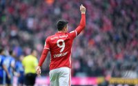 Fussball 1. Bundesliga Saison 16/17: FC Bayern Muenchen - FC Schalke 04