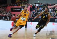 Basketball 1. Bundesliga 16/17 Hauptrunde: Walter Tigers Tuebingen - MHP Riesen Ludwigsburg