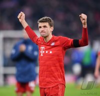 Fussball 1. Bundesliga Saison 19/20: FC Bayern Muenchen - FC Schalke 04