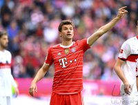Fussball 1. Bundesliga Saison 21/22: FC Bayern Muenchen - VfB Stuttgart