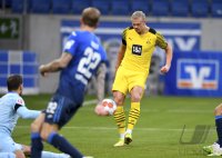 Fussball 1. Bundesliga Saison 21/22: TSG 1899 Hoffenheim - Borussia Dortmund