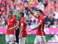 Fussball 1. Bundesliga Saison 2016/2017: FC Bayern Muenchen - FC Augsburg