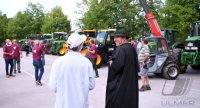 Fair und Regional; Demo pro Rottenburger Schlachthof von Landwirten und Metzger vor der Rottenburger Festhalle