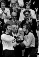 Fussball WM 1974 Finale: Jubel Maier und Beckenbauer mit pokal