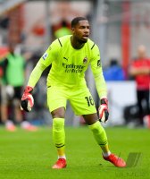 FUSSBALL INTERNATIONAL SERIE A 21/22: AC Mailand - Lazio Rom