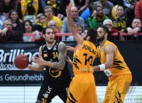 Basketball 1. Bundesliga 16/17 Hauptrunde: Walter Tigers Tuebingen - Rasta Vechta