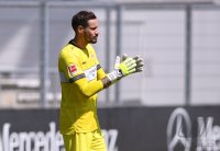 Fussball 1. Bundesliga 2020/2021: Torwart Jens Grahl (VfB Stuttgart)