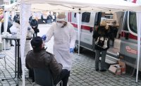 Kostenlose Corona-Schnelltests in Tuebingen: Aerztin Dr. Lisa Federle