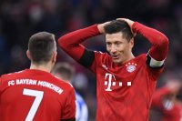 Fussball 1. Bundesliga Saison 18/19: FC Bayern Muenchen - FC Schalke 04