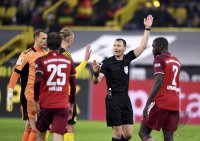 Fussball 1. Bundesliga Saison 21/22: Borussia Dortmund - FC Bayern Muenchen