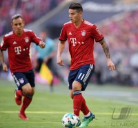 Fussball 1. Bundesliga Saison 17/18: FC Bayern Muenchen -  VfB Stuttgart