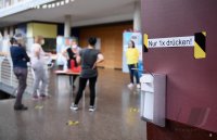 Schule: Katholisches Freies Gymnasium St. Meinrad (Kreis Tuebingen) bereitet die Wiedereroeffnung der Schule vor