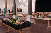 Corona-Krise: Tafel Rottenburg (Kreis Tuebingen) im Not-Betrieb in der Zehntscheuer