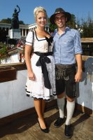 FUSSBALL 1. BUNDESLIGA: Philipp Lahm mit Frau Claudia (FC Bayern Muenchen)