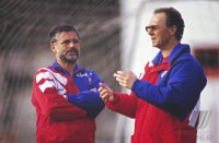 Fussball Training FC Bayern: Mueller, Beckenbauer