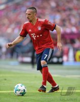 Fussball 1. Bundesliga Saison 17/18: FC Bayern Muenchen - VfB Stuttgart