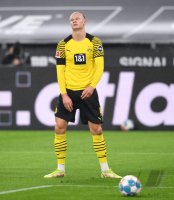Fussball 1. Bundesliga Saison 21/22: Borussia Dortmund - FC Bayern Muenchen