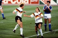 Fussball WM 1990 FINALE: JUBEL Andreas BREHME (Deutschland)