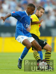 Fussball Ligapokal: Dortmund - Bochum, Zweikampf