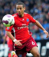 FUSSBALL, 1. BUNDESLIGA, 30. Spieltag: Hamburg, AOGO