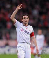FUSSBALL   CHL 09/10  Mark van Bommel (FCB)