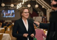 Politik, Bundestagswahl 2021 Wahlparty CDU: Staatsministerin Annette Widmann - Mauz