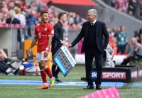 Fussball 1. Bundesliga Saison 2016/2017: FC Bayern Muenchen - FC Augsburg