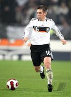 Fussball International, Nationalmannschaft: LAHM Einzelaktion