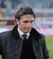 Fussball 1. Bundesliga  Saison 2010/2011: Trainer Bruno Labbadia (VfB Stuttgart)