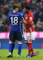 Fussball 1. Bundesliga Saison 16/17: FC Bayern Muenchen - FC Schalke 04