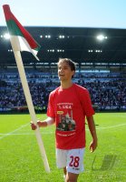 2. Fussball Bundesliga : AUGSBURG JUBEL NACH DEM AUFSTIEG IN DIE ERSTE 1. BL