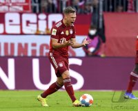 Fussball 1. Bundesliga Saison 21/22: FC Bayern Muenchen -  SC Freiburg